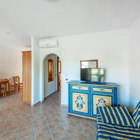 1 Bedroom Beautiful In * Golfo Aranci